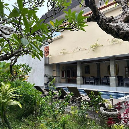 Villa Bunga Hotel Seminyak  Luaran gambar