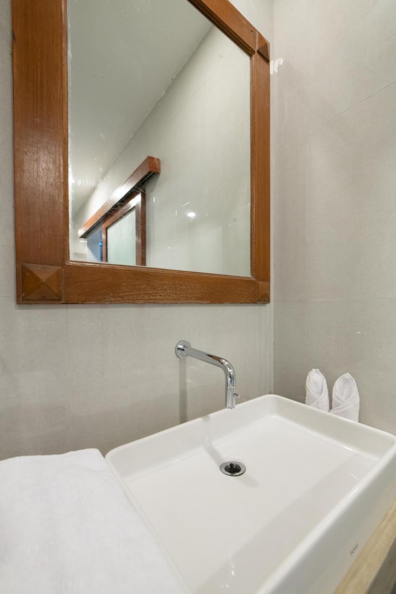 Villa Bunga Hotel Seminyak  Luaran gambar