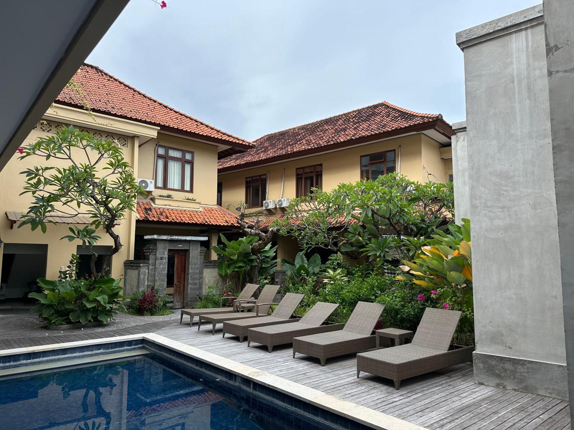 Villa Bunga Hotel Seminyak  Luaran gambar